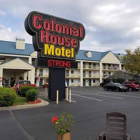 Colonial House Motel Pigeon Forge Bagian luar foto