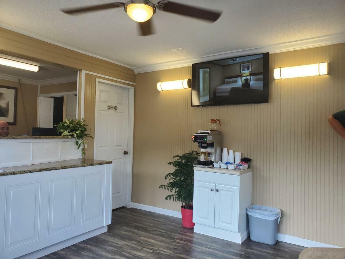Colonial House Motel Pigeon Forge Bagian luar foto