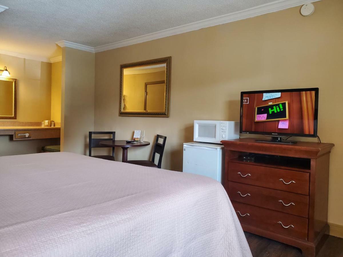 Colonial House Motel Pigeon Forge Bagian luar foto