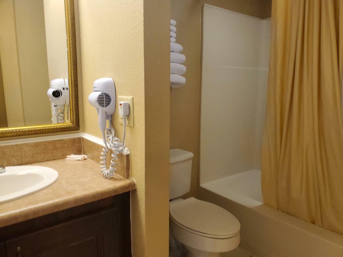 Colonial House Motel Pigeon Forge Bagian luar foto