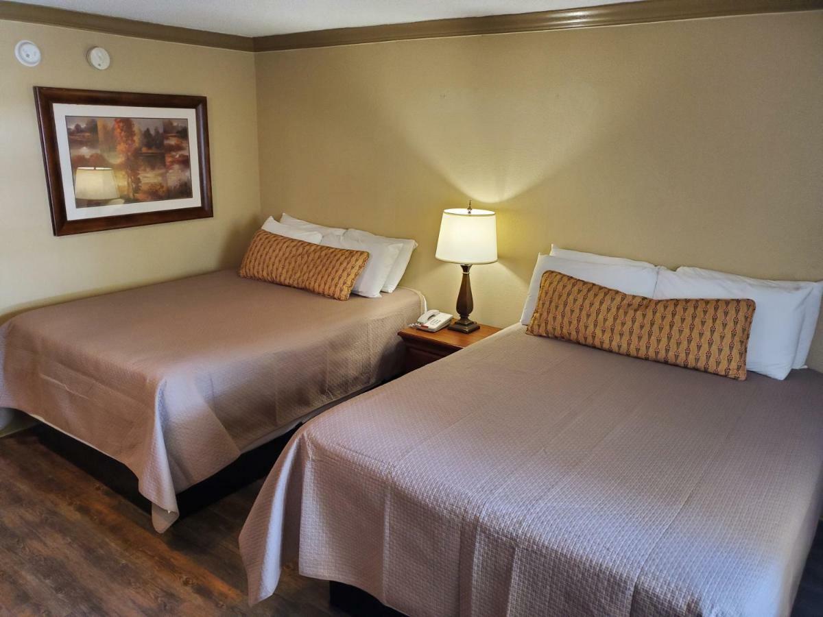 Colonial House Motel Pigeon Forge Bagian luar foto