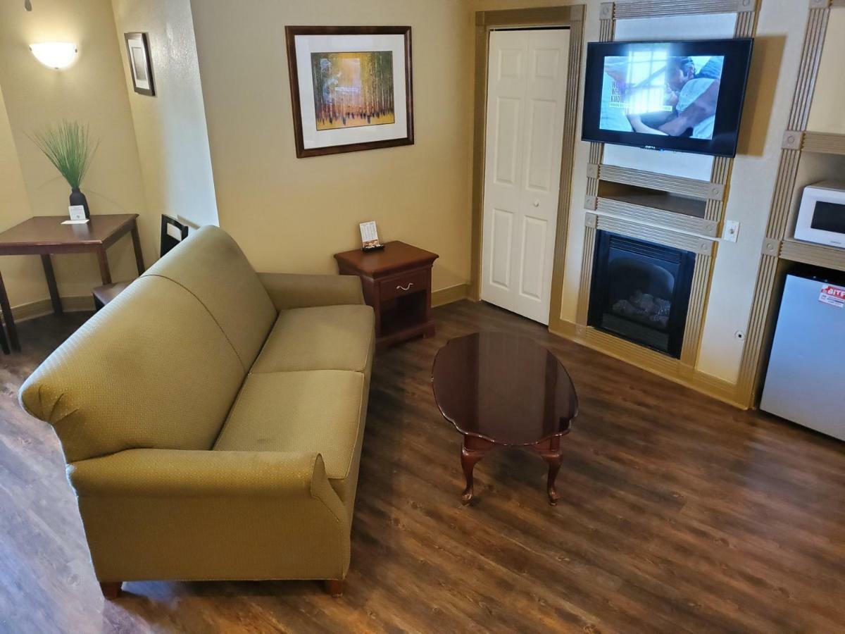 Colonial House Motel Pigeon Forge Bagian luar foto