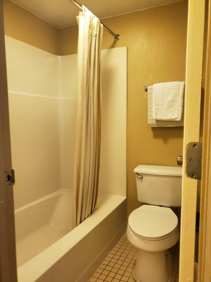 Colonial House Motel Pigeon Forge Bagian luar foto
